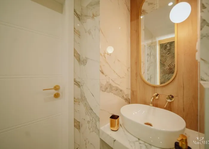 Silence Karpatia Delux Z Wanną *